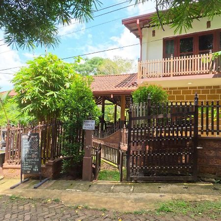 Loveena By H.S. Restaurant & Guest Tangalle Esterno foto